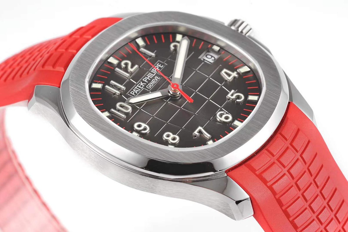 Aquanaut 5167A-012 ‘Singapore 2019’ Black Dial in Steel